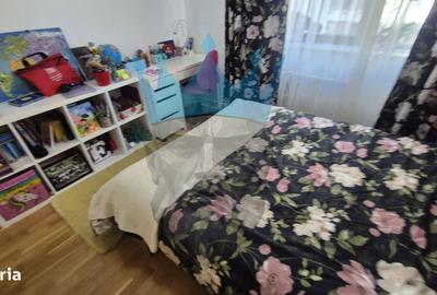 Apartament cu 3 camere, mobilat în Tei - 7