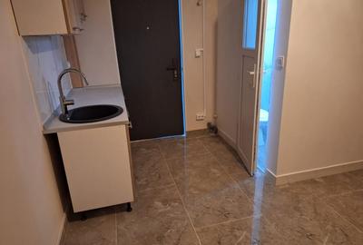 Camera camin, cu baie in interior, renovata, mobilata si utilata complet. Camera camin, cu baie in interior, renovata, mobilata si utilata complet. - 4