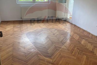 Apartament cu 3 camere decomandat în Central - 3