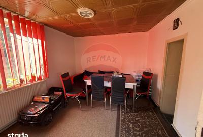 Casă cu 5 camere cu Teren 232 Mp în Ultracentral - 2