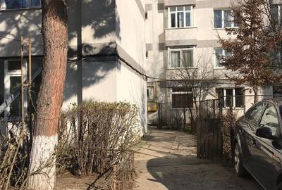 Apartament cu 3 camere decomandat, mobilat în Central - 22