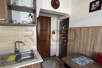 RECO Casa zona centru 300 mp teren - 2