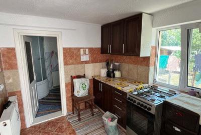 Casă cu 5 camere în Jorăști - 2