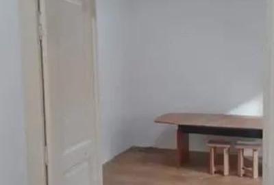 Casă cu 3 camere în Central - 5