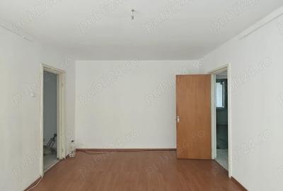 Apartament cu 3 camere semidecomandat în Drumul Taberei - 2