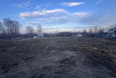 Teren de 1700 mp, în Central - 2