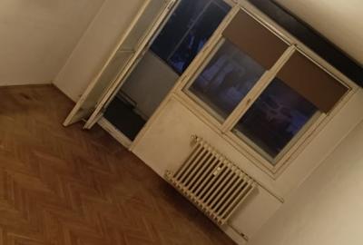 Apartament cu 3 camere semidecomandat în Titan - 1