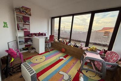 Casă individuală cu 7 camere cu Canalizare în Central - 12