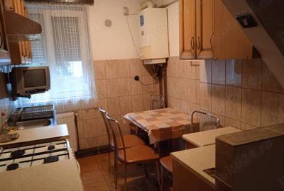 Apartament cu 2 camere decomandat în Carei - 5