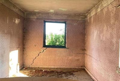 Casă cu 4 camere cu Teren 450 Mp în Est - 6