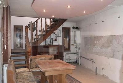 Casă cu 5 camere cu Teren 296 Mp în Micro 4 - 6