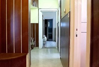 Apartament cu 4 camere semidecomandat în Micro 16 - 11