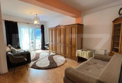 Garsonieră decomandată, mobilată în Florești