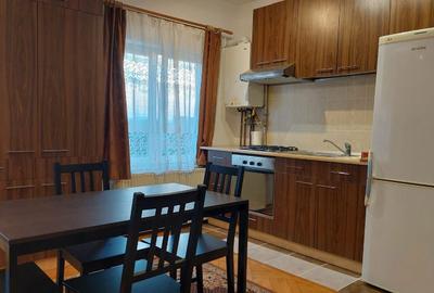 Apartament cu 3 camere decomandat în Central - 6