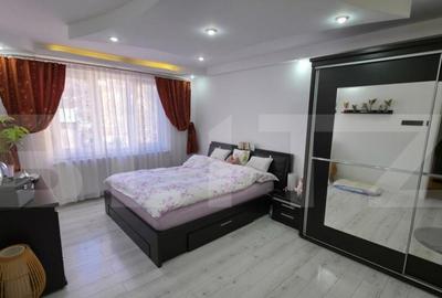 Apartament cu 4 camere decomandat în Industrială - 3