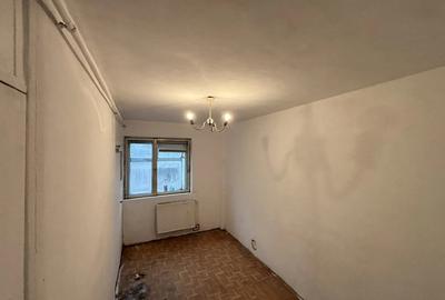 Garsoniera Sector 4 Pia?a Re?i?a Aleea Ucea - 2