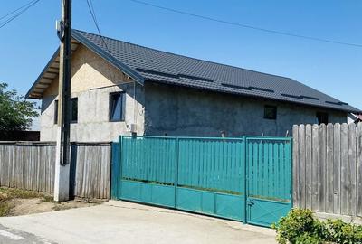 Casă cu 4 camere în Bâra - 7