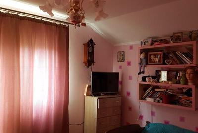 Casă cu 4 camere cu Teren 500 Mp în Central - 3