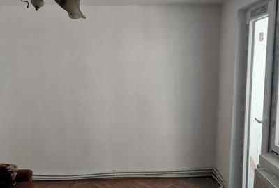 Bacau, apartament 3 cam decomandat 3/4 zona Orizont, pret negociabil. - 3