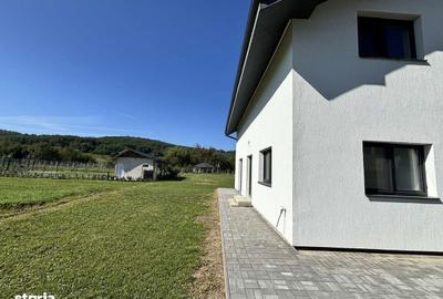 Casă cu 4 camere cu Teren 537 Mp în Mediaș - 9