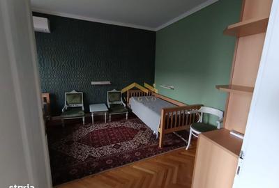 Apartament cu 3 camere decomandat în Ultracentral