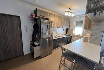 Apartament cu 2 camere semidecomandat, mobilat în Giroc - 1