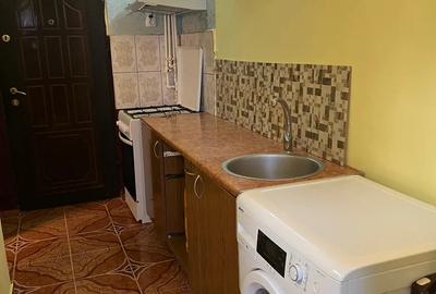 Inchiriez camera camin tip garsoniera - 7