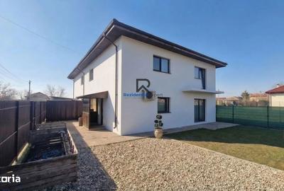 Casă cu 4 camere decomandat cu Teren 250 Mp în Moara Vlăsiei - 2