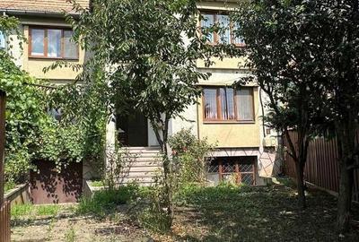 Casă cu 4 camere în Ultracentral - 2