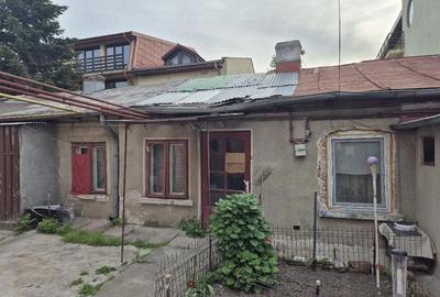 Casă cu 2 camere cu Teren 100 Mp în Central - 2