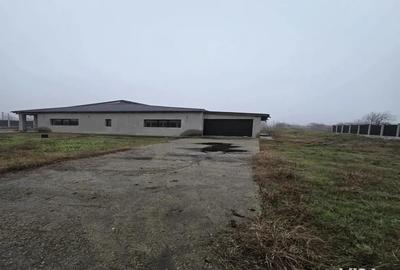 Casă cu 4 camere cu Teren 1700 Mp în Școlilor - 6