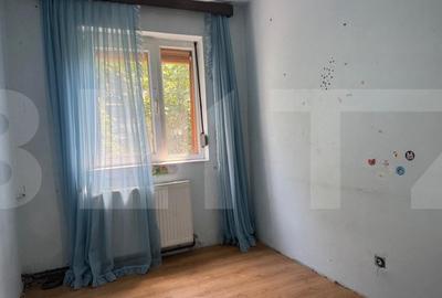 Apartament de vanzare, cu 4 camere, 65 mp, zona Dacia - 3