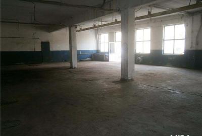 Spațiu comercial, de 1,400 mp, în Industrială - 9