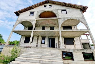 Casă individuală cu 15 camere cu Garaj în Girov - 26