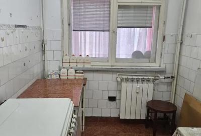 Apartament cu 3 camere decomandat în Valea Rosie - 6