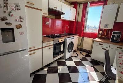 Apartament cu 3 camere decomandat în Grădiște - 3