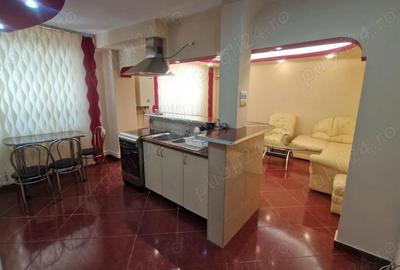 Apartament cu 3 camere decomandat în Central - 2