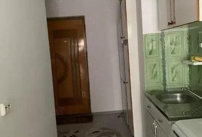 Garsonieră în Torontalului