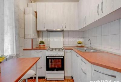 Garsonieră decomandată în Basarabia