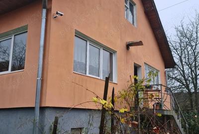 Proprietate ( casa + teren ) de vanzare. - 6