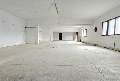 Apartament cu 4 camere decomandat în Central - 1