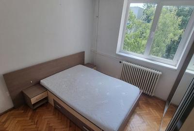 Apartament cu 2 camere decomandat în Plopilor - 1