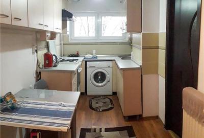 Apartament cu 2 camere decomandat în Cornișa - 7