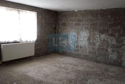 Casă cu 4 camere cu Canalizare în Șendreni - 9