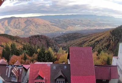 Casă cu 10 camere cu Teren 125 Mp în Lupeni - 3