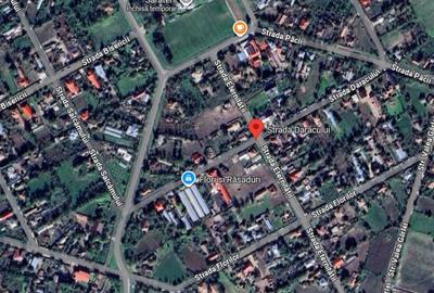 Casă cu 2 camere cu Teren 2100 Mp în Sărățeni - 1