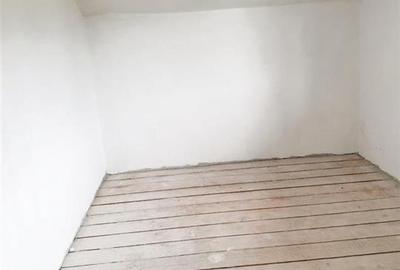 Casă cu 5 camere cu Teren 900 Mp în Tileagd - 11