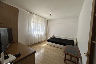Garsonieră decomandată în Găvana