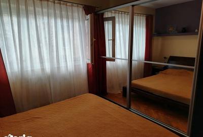 Apartament cu 4 camere decomandat în Traian - 6