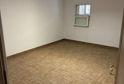 Casă cu 4 camere cu Teren 171 Mp în Central - 3
